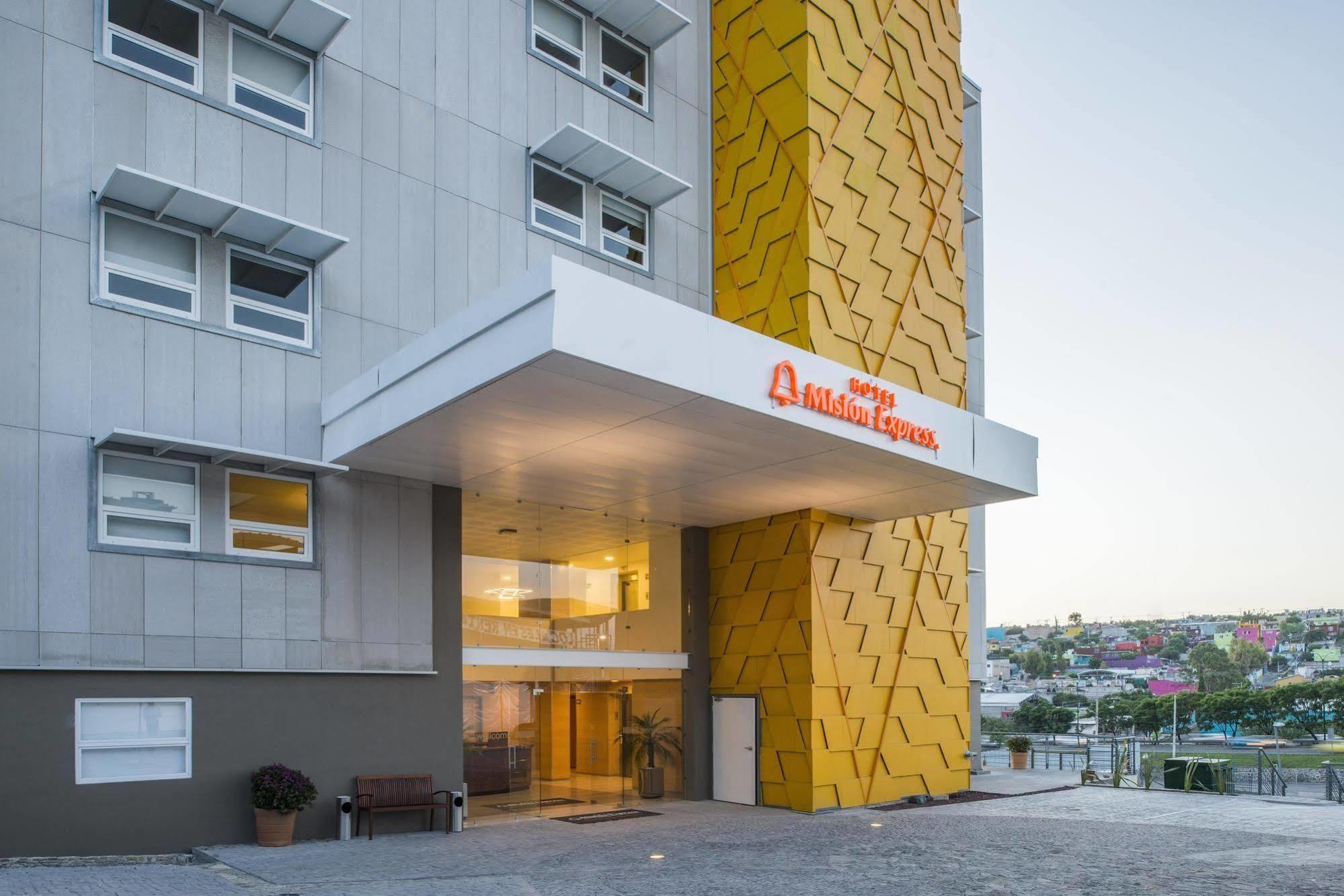 Hotel Mision Express